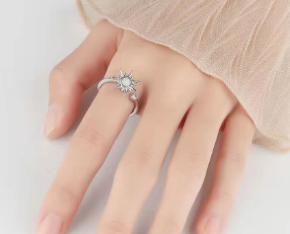 Adjustable Rotating Ring for Anxiety Relief