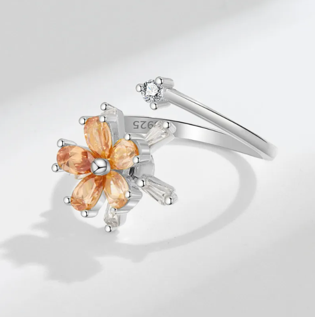 Rotating Rose Flower Opening Ring